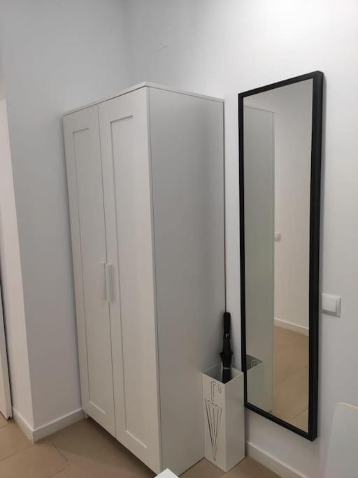 Moderno Apartamento Con Parking,Tarrassa, Barcelona Terrassa Exteriör bild